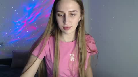 Femke online show from February 2025 06:51:01 PM