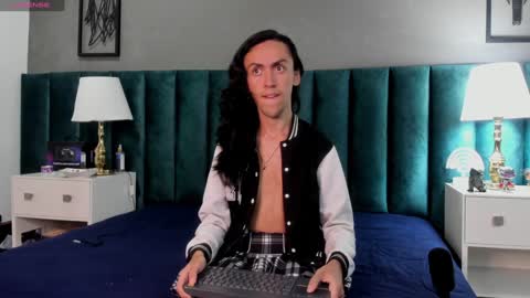 Snapshot of fenix_karoll chatting on January 2025 08:13:02 AM Karol online show from January 2025 08:13:02 AM