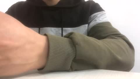 Snapshot of feridshipping chatting on February 2025 05:48:02 AM feridshipping online show from February 2025 05:48:02 AM