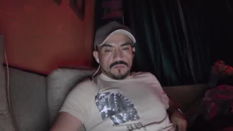 Snapshot of fernand89 chatting on December 2024 05:37:01 AM fernand89 online show from December 2024 05:37:01 AM