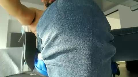 Snapshot of fernandoquindiano chatting on February 2025 09:25:02 PM Samuel online show from February 2025 09:25:02 PM