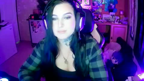 ferocityflame online show from November 2025 01:27:01 AM