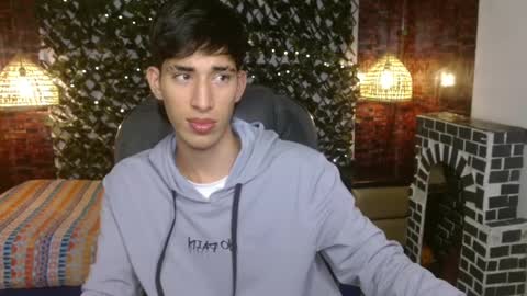 FER PHOENIX online show from February 2025 03:40:01 AM