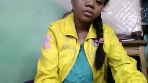 Snapshot of fetranialdy chatting on December 2025 04:40:02 AM fetranialdy online show from December 2025 04:40:02 AM