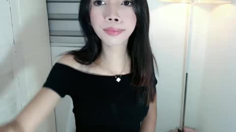 feyaaa online show from February 2025 07:38:01 PM