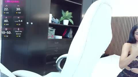 Freyja  online show from February 2026 04:54:02 PM