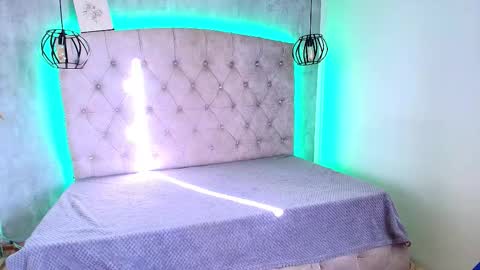 Snapshot of fieramadame chatting on November 2025 11:54:01 AM online show from November 2025 11:54:01 AM