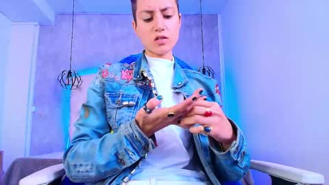 Snapshot of fieramadame chatting on November 2025 12:04:01 PM online show from November 2025 12:04:01 PM