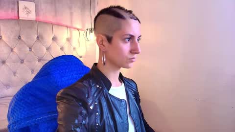 Snapshot of fieramadame chatting on November 2025 12:09:02 PM online show from November 2025 12:09:02 PM