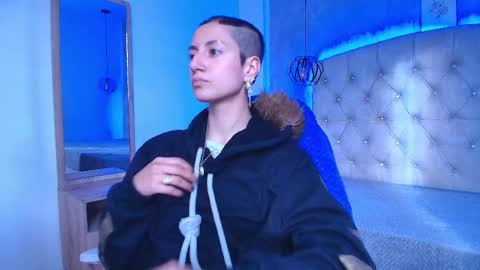 Snapshot of fieramadame chatting on November 2025 12:05:01 PM online show from November 2025 12:05:01 PM