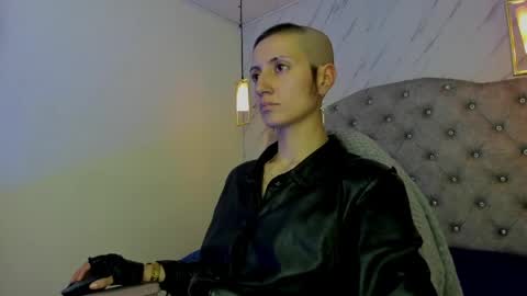   online show from April 2026 07:19:01 PM