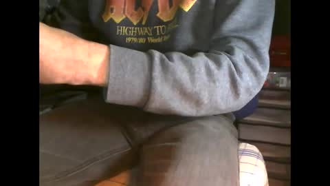 Snapshot of fifi010203 chatting on December 2024 12:51:02 PM fifi010203 online show from December 2024 12:51:02 PM