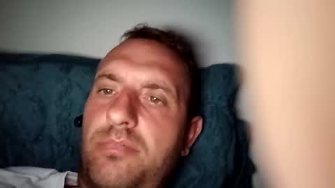 Snapshot of figonik chatting on September 2025 07:17:01 PM Nick online show from September 2025 07:17:01 PM