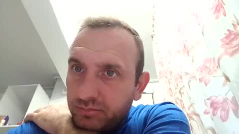 Snapshot of figonik chatting on September 2025 05:01:02 AM Nick online show from September 2025 05:01:02 AM