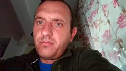 Snapshot of figonik chatting on October 2025 05:04:01 AM Nick online show from October 2025 05:04:01 AM