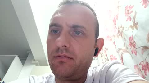 Snapshot of figonik chatting on October 2025 05:07:01 AM Nick online show from October 2025 05:07:01 AM