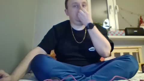 filipek757 online show from December 2024 05:14:01 PM