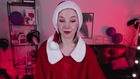 Snapshot of filipinaadams chatting on December 2024 02:34:02 PM cap and Lana  online show from December 2024 02:34:02 PM