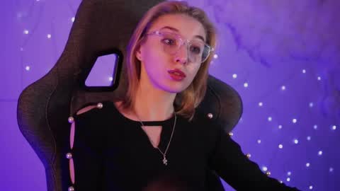 Snapshot of filipinaadams chatting on February 2025 02:21:01 AM cap and Lana  online show from February 2025 02:21:01 AM