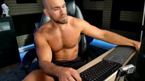 Nick online show from September 2025 04:07:01 PM