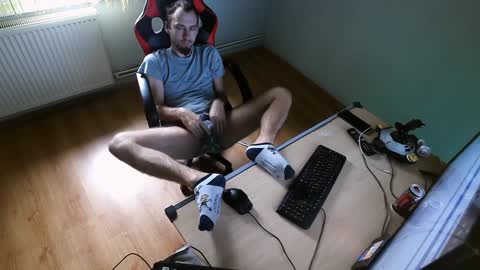 Jane and Findo online show from January 2025 03:37:01 PM