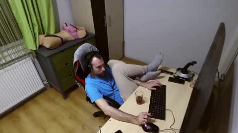 Jane and Findo online show from March 2025 06:37:01 PM