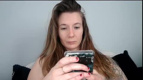 Goddess Natalia Findom online show from December 2025 06:15:01 PM