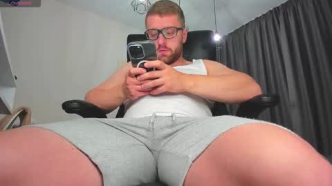 FindomGuyXXX online show from November 2025 12:05:02 PM