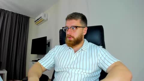 FindomGuyXXX online show from April 2026 09:46:02 AM