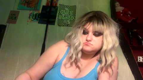 Snapshot of findommefoxi chatting on January 2025 08:06:01 AM findommefoxi online show from January 2025 08:06:01 AM