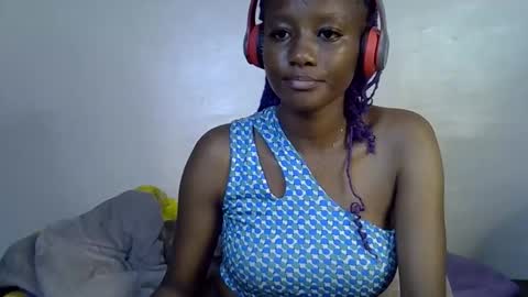Snapshot of fine_slim chatting on October 2025 10:58:01 PM slimmie online show from October 2025 10:58:01 PM