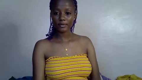 Snapshot of fine_slim chatting on October 2025 10:22:01 PM slimmie online show from October 2025 10:22:01 PM