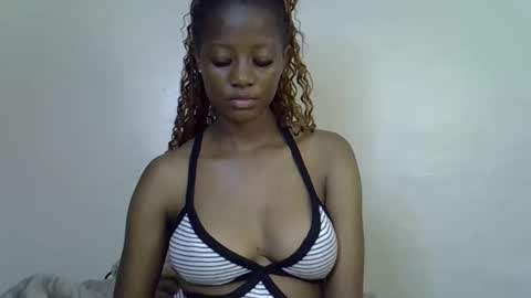 Snapshot of fine_slim chatting on November 2025 05:37:01 PM slimmie online show from November 2025 05:37:01 PM