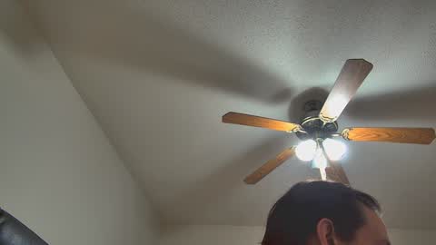 Snapshot of fineazzjohn chatting on December 2024 11:29:01 AM fineazzjohn online show from December 2024 11:29:01 AM