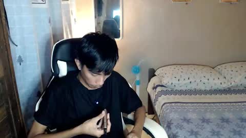 Snapshot of fineboii_rey18 chatting on November 2025 07:14:02 AM fineboii_rey18 online show from November 2025 07:14:02 AM