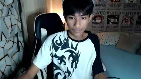 Snapshot of fineboii_rey18 chatting on June 2026 03:14:02 PM fineboii_rey18 online show from June 2026 03:14:02 PM