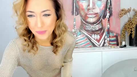 Snapshot of finestchantilly chatting on January 2025 04:07:01 AM FinestChantilly online show from January 2025 04:07:01 AM