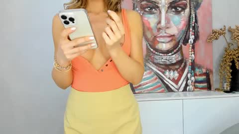 Snapshot of finestchantilly chatting on February 2025 08:43:02 PM FinestChantilly online show from February 2025 08:43:02 PM