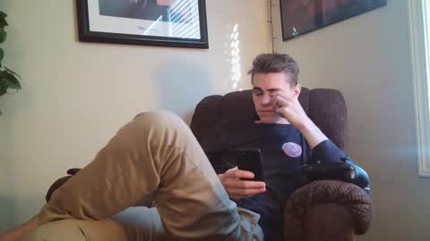 Snapshot of finnabun33 chatting on November 2025 07:26:02 PM Jake I am Bicurious online show from November 2025 07:26:02 PM