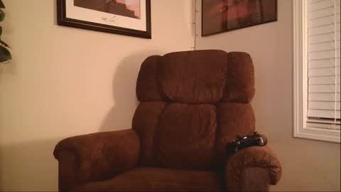 Snapshot of finnabun33 chatting on December 2025 12:04:02 AM Jake I am Bicurious online show from December 2025 12:04:02 AM