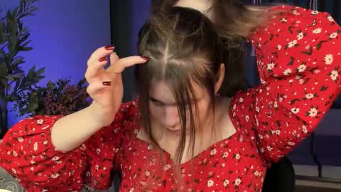 fiora online show from October 2025 05:28:02 AM