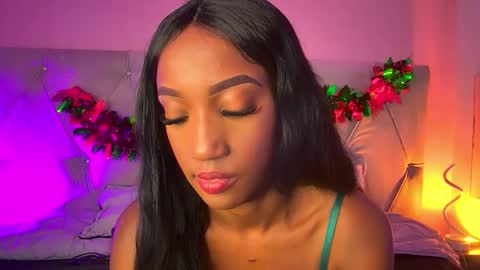 Fiorela Lenin  online show from December 2025 07:00:01 PM