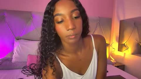 Fiorela Lenin  online show from March 2026 06:15:01 PM