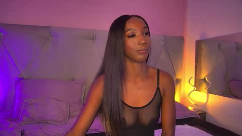 Fiorela Lenin  online show from March 2026 04:34:01 PM