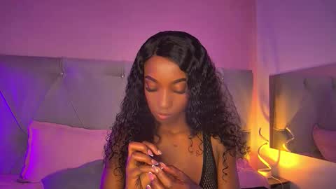 Fiorela Lenin  online show from April 2026 06:27:02 PM