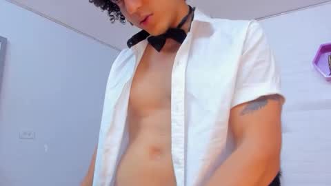 fire_boy69 online show from October 2025 05:47:03 PM