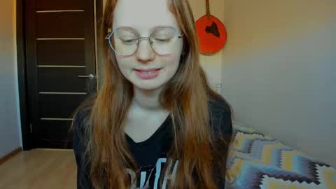 fire_luna online show from February 2025 09:10:02 AM