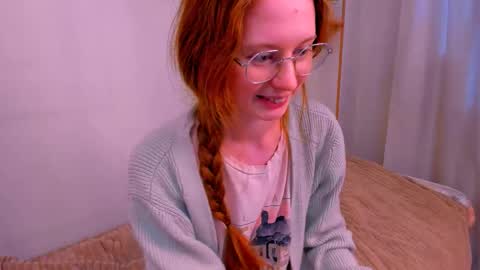 fire_luna online show from January 2026 09:56:01 AM