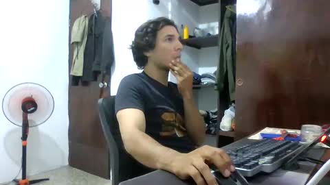 Snapshot of firefeelings chatting on December 2024 02:42:01 AM Ricardo online show from December 2024 02:42:01 AM