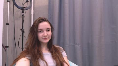 Snapshot of fireflies_fly_ chatting on January 2025 04:08:01 PM fireflies_fly_ online show from January 2025 04:08:01 PM